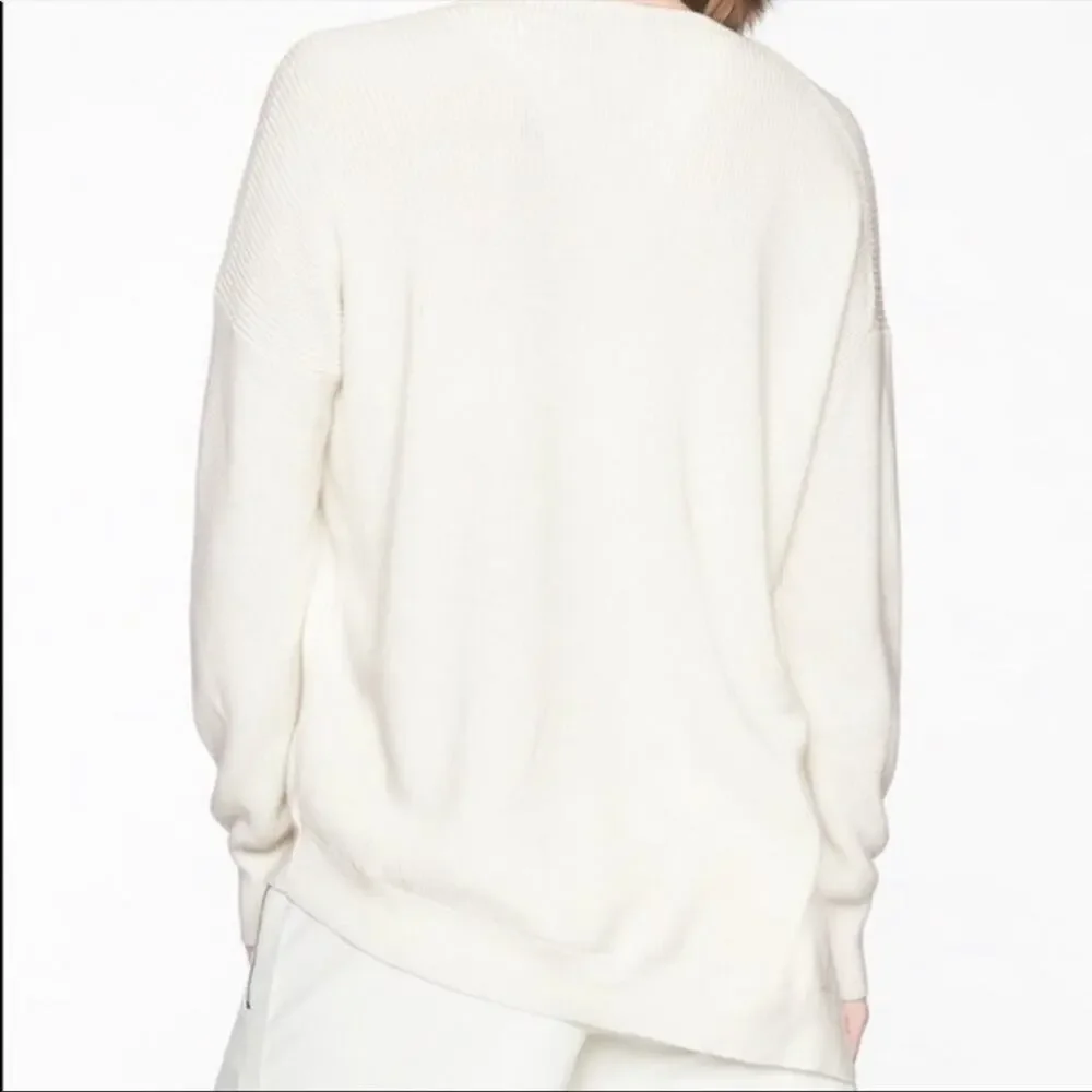 Athleta Rest Day Asymmetric Crewneck Sweater in White Size XS - Picture 2 of 9